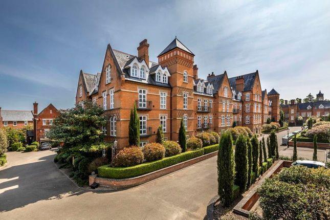 Holloway Drive, Virginia Water